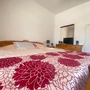 Amplio Y Céntrico Con Aparcamiento Gratuito Alrededor Fuengirola